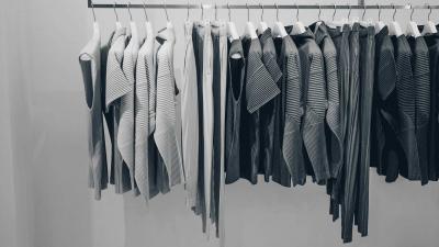 10% DISCOUNT ON CLOTHING 10% DISCOUNT ON CLOTHING