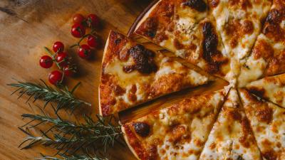 10% DISCOUNT AT THE PIZZERIA 10% DISCOUNT AT THE PIZZERIA