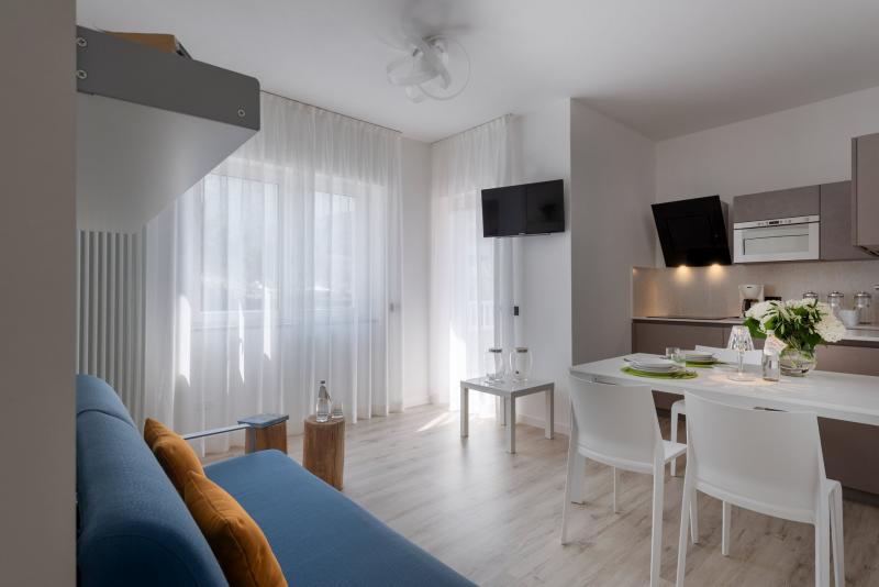 Design apartments on Garda lake for active holidays in Torbole | Residence Toblini 