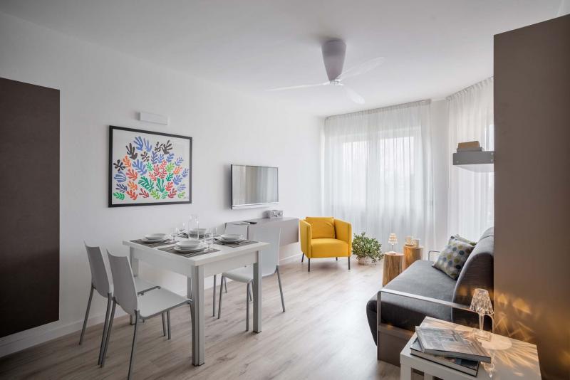 Design apartments on Garda lake for active holidays in Torbole | Residence Toblini 